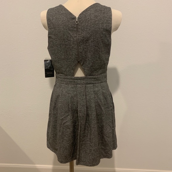 (NWT) Zara Dress Size L - Picture 3 of 5